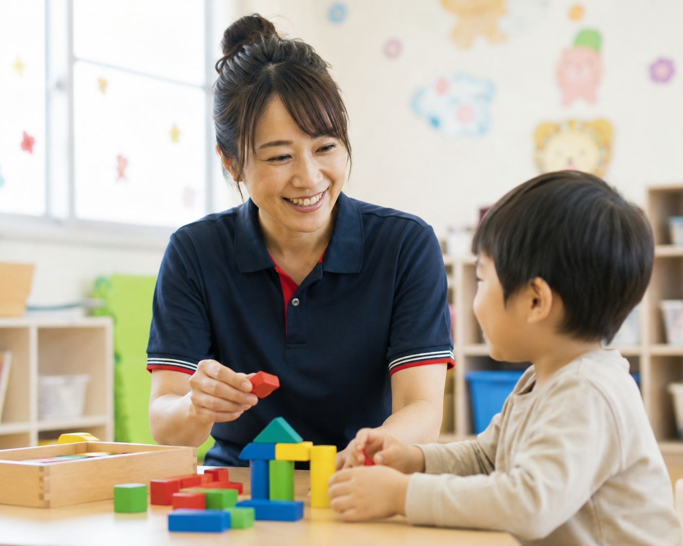 2026年3月にオープンした事業所で保育士・児童指導員として地元の京都市左京区で多職種連携で成長できる環境です。残業が少ないのも魅力！